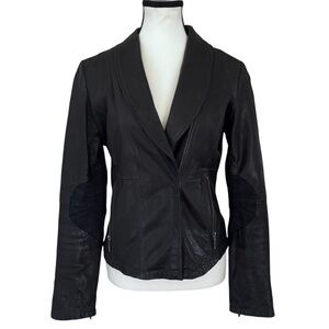 Danier Black Leather Moto Blazer XS – Fitted Waist, Zip Detail, Genuine Leather
